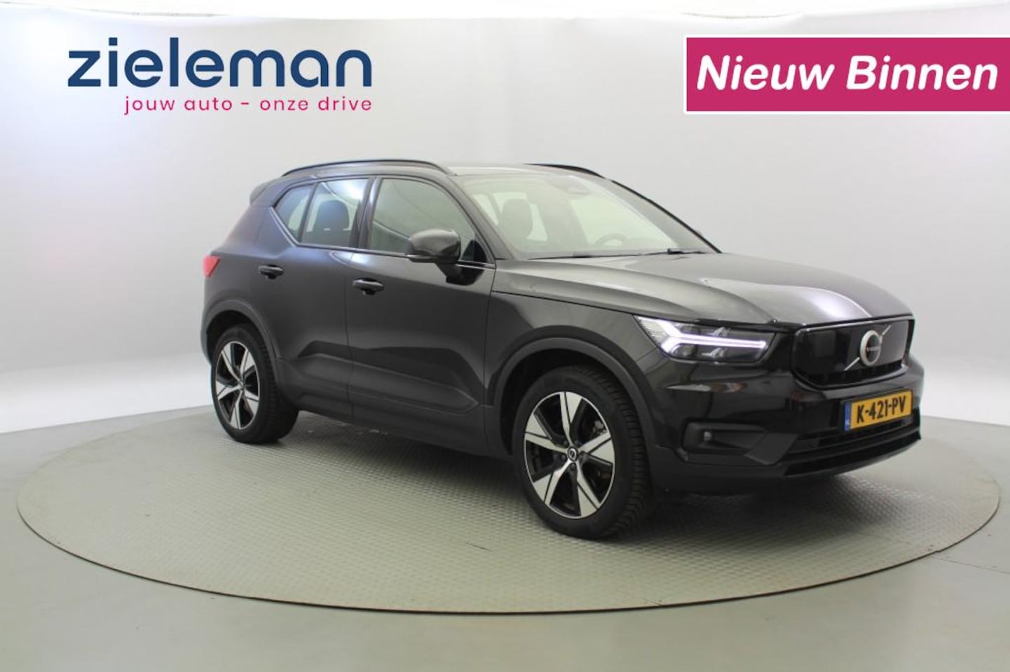 Volvo XC40 - Recharge P8 AWD R-Design - Carplay, Leer, Stoelverw. - AutoWereld.nl