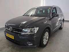 Volkswagen Tiguan - 1.5 TSI ACT 150 Pk Highline Bs. Panodak