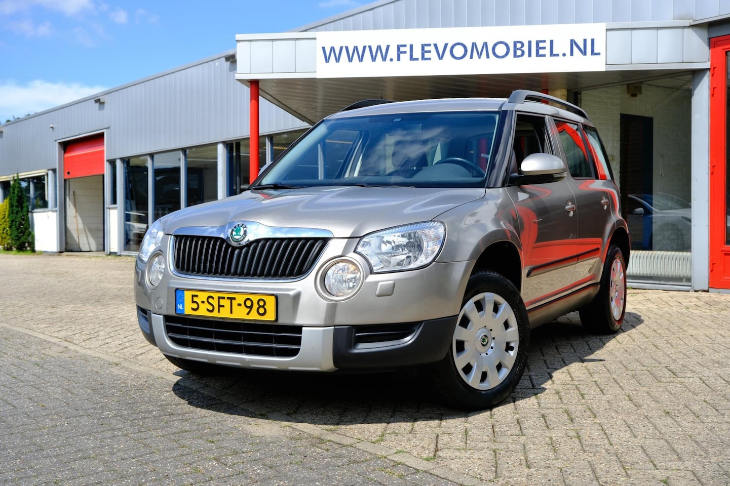 Skoda Yeti - 1.2 TSI Sprint Airco|Cruise|1e Eigenaar! - AutoWereld.nl