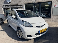 Toyota Aygo - 1.0-12V 5Drs airco sportwielen Nw Apk