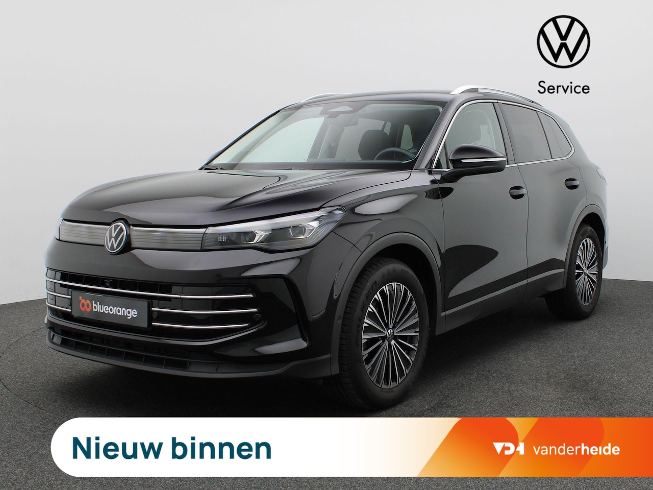 Volkswagen Tiguan - 1.5 eTSI Life Edition Trekhaak, Matrix-led, 18" Napoili, Navigatie, Adaptive Cruise Contro - AutoWereld.nl
