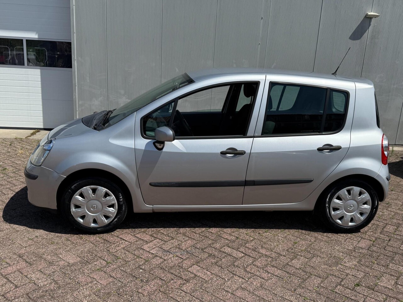 Renault Modus - 1.4-16V Air 1.4-16V Air - AutoWereld.nl
