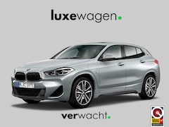 BMW X2 - xDrive25e M-Sport Pano M-zetels HUD Camera El-klep 19inch
