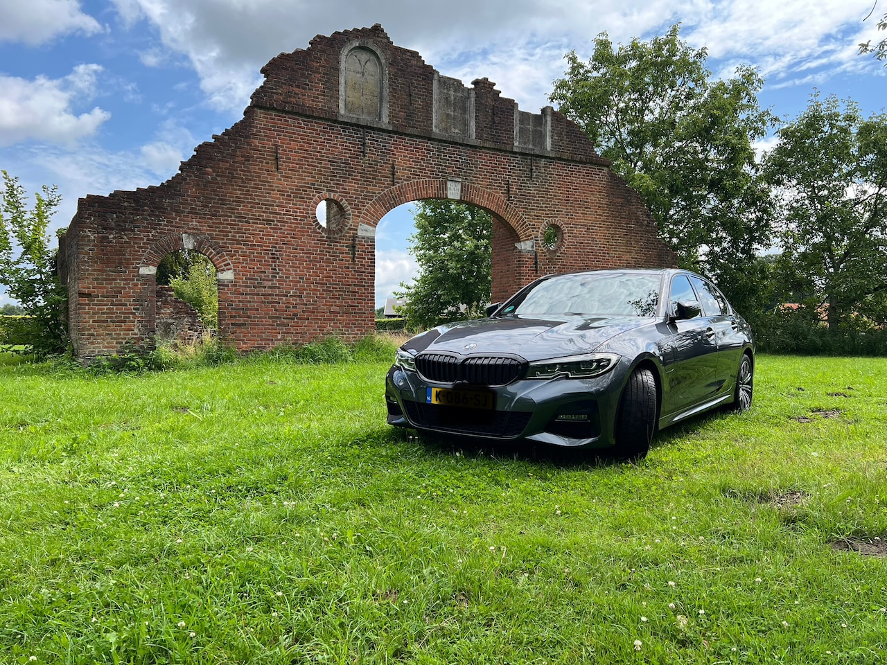 BMW 3-serie - 330e High Executive - AutoWereld.nl