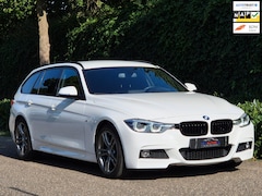 BMW 3-serie Touring - 320i Edition M Sport Shadow Executive Apple CarPlay Dig. Teller Navi GR LED Sfeerverlichti