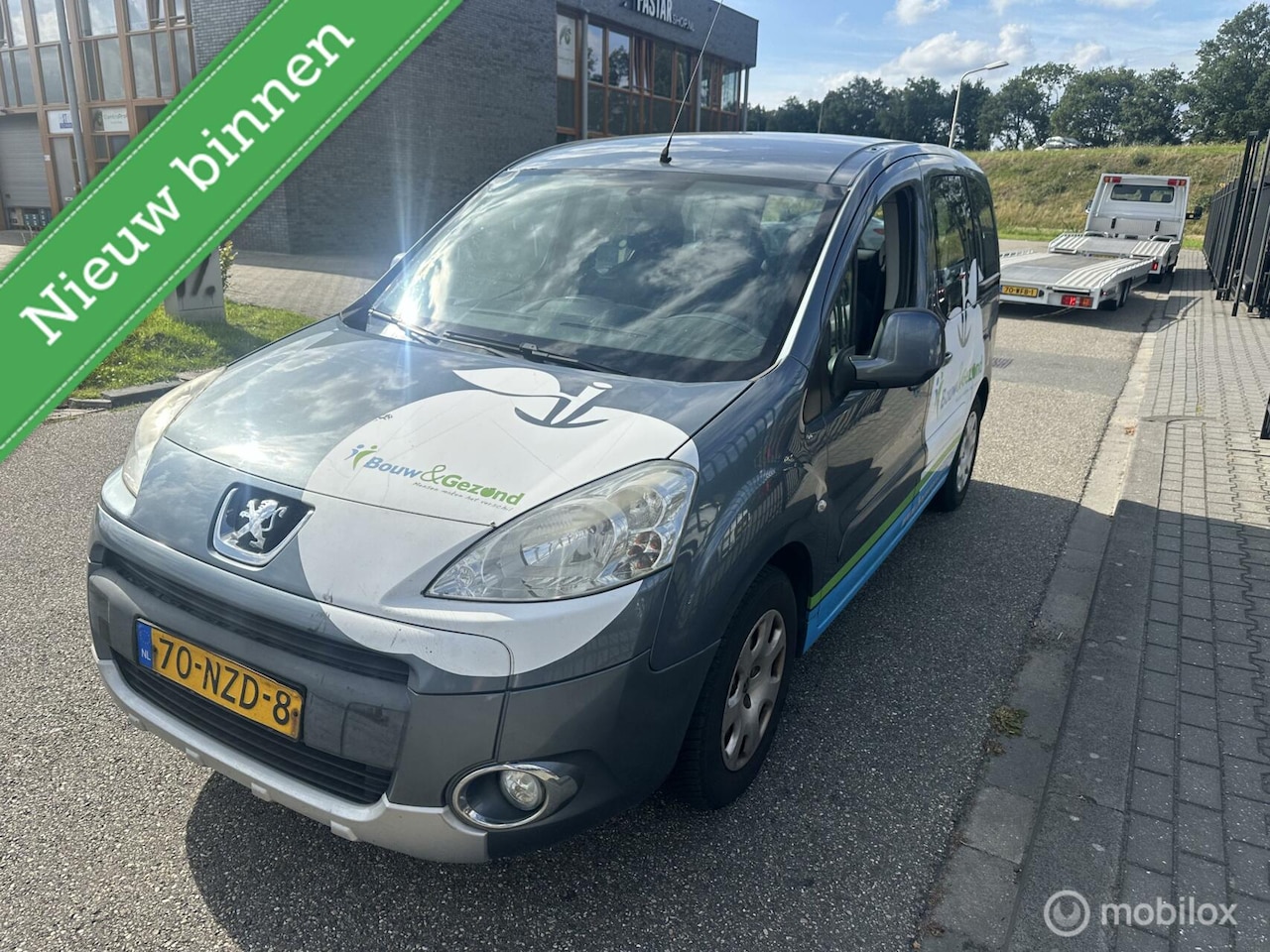 Peugeot Partner Tepee - 1.6 VTi XT Style 1.6 VTi XT Style - AutoWereld.nl