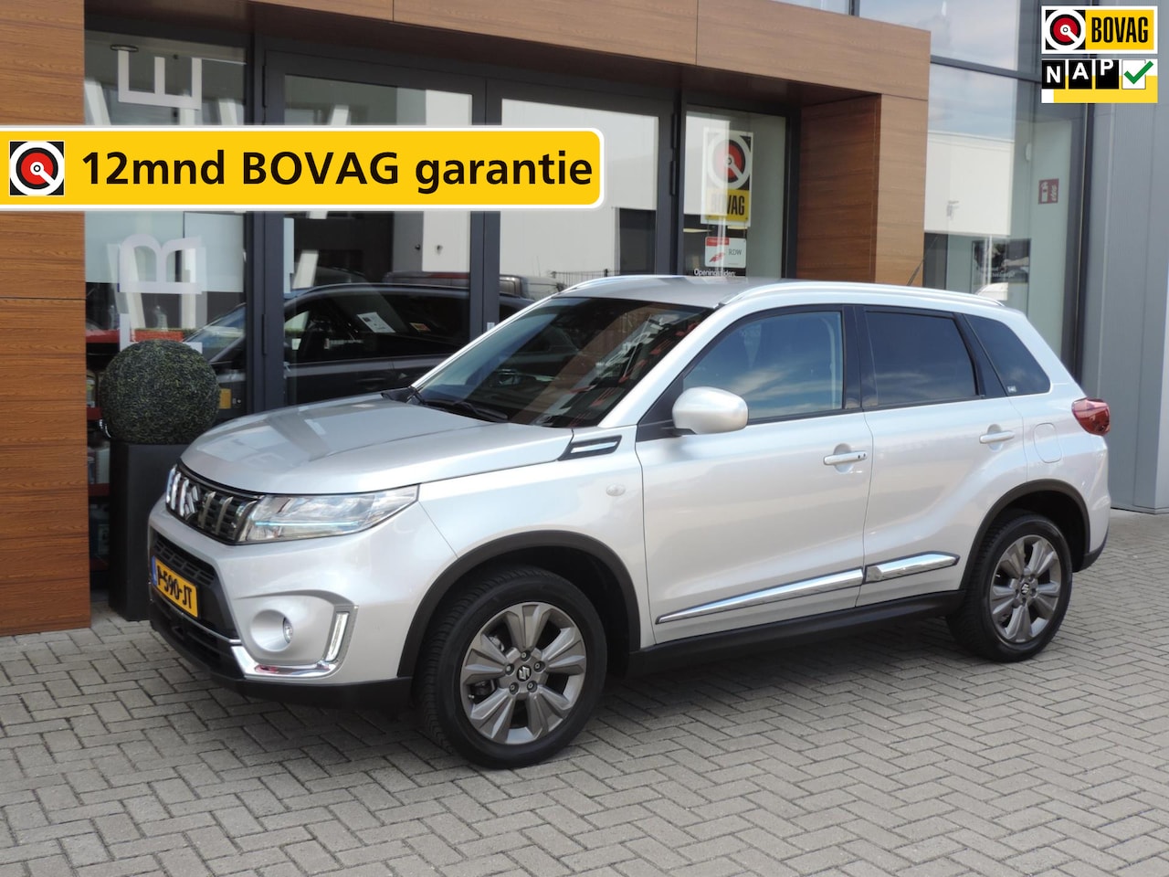 Suzuki Vitara - 1.5 Hybrid Select AUTOMAAT 46.000km | LED kopl | Stoelverw | CarPlay | ECC | Priv.glas | K - AutoWereld.nl