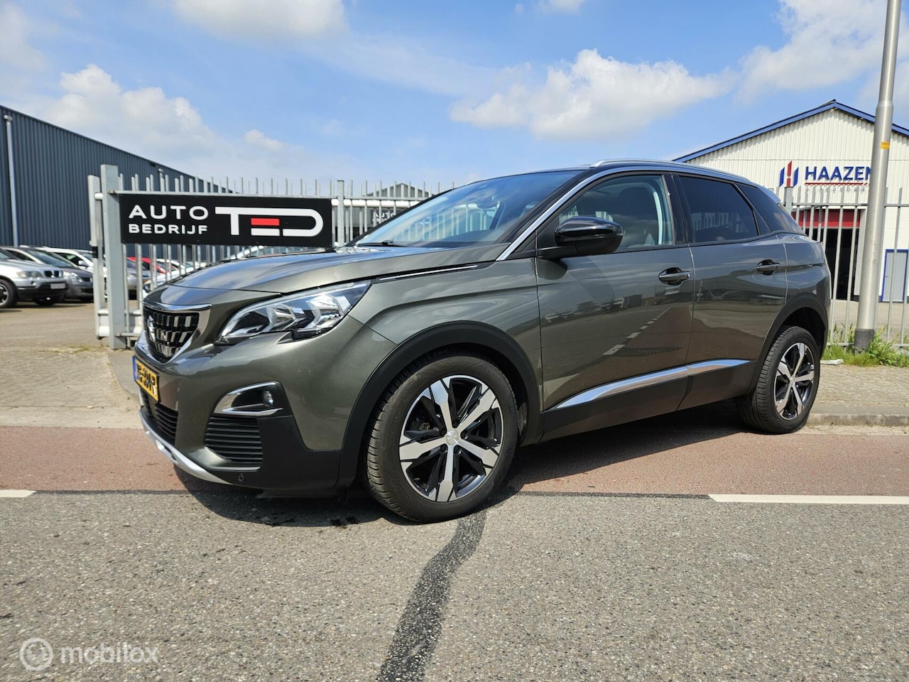 Peugeot 3008 - 1.2 PureTech Allure 1.2 PureTech Allure - AutoWereld.nl