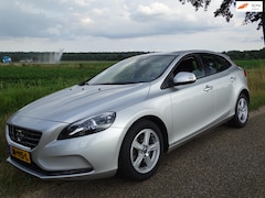 Volvo V40 - 1.6 T2 Summum