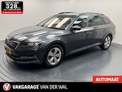 Skoda Superb Combi - 1.4 TSi iV Business Edition Automaat-Uitklapbare Trekhaak-Navigatie-Adapt.Cr.Contr-Clima-C