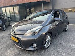 Toyota Yaris - 1.5 Full Hybrid Aspiration CAMERA CRUISE CLIMA SUPER ONDERHOUDEN