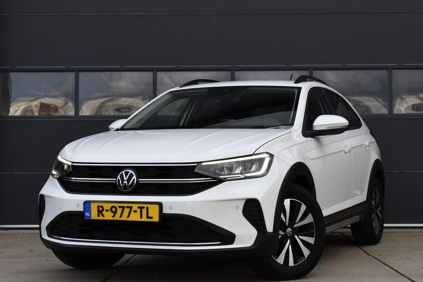 Volkswagen Taigo - 1.0 TSI Life Business Camera - Carplay - Cruise - Lmv - AutoWereld.nl
