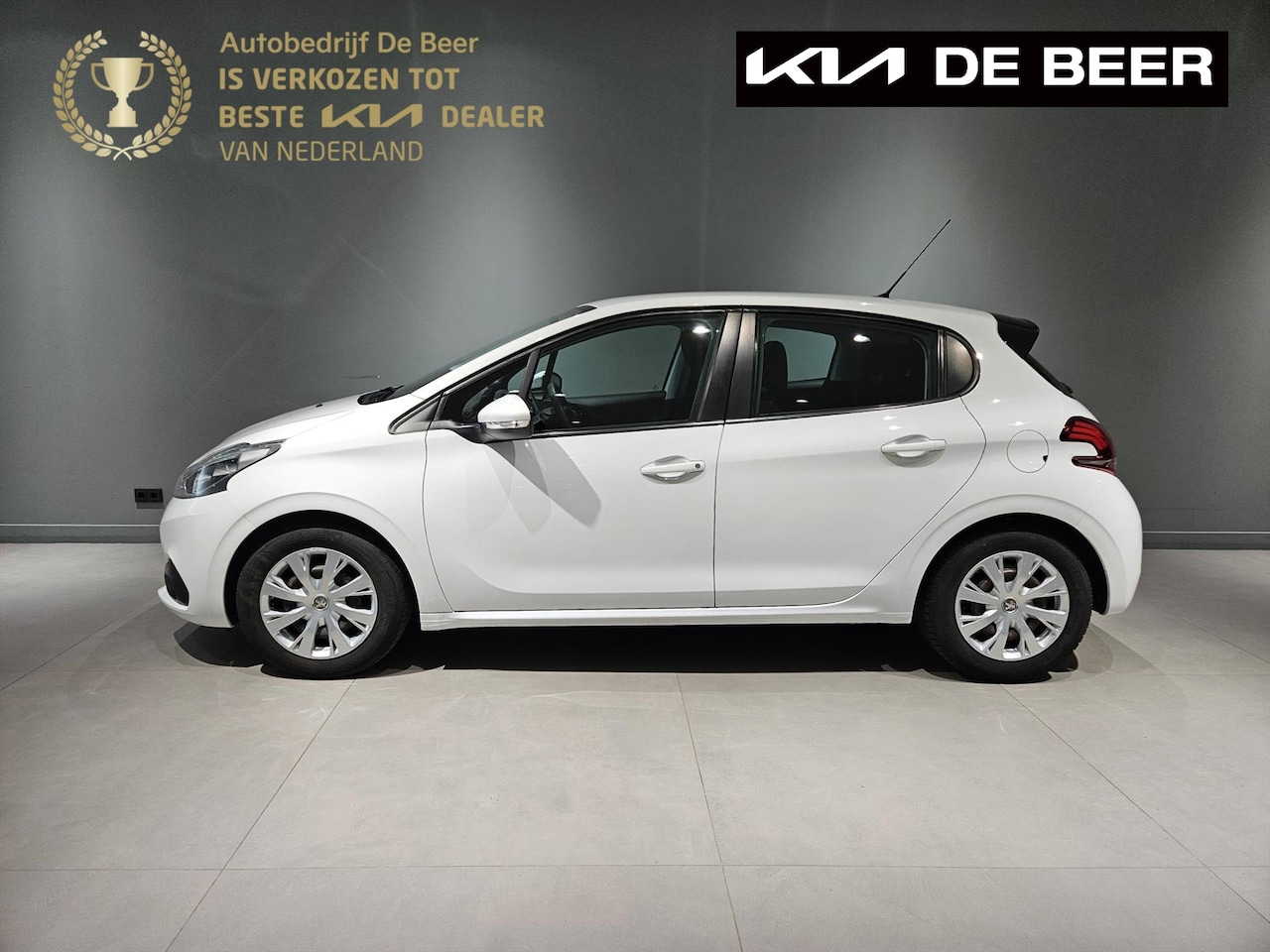 Peugeot 208 - 1.2 Puretech 82pk 5D Blue Lion / Navi / Airco - AutoWereld.nl