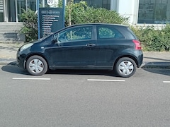 Toyota Yaris - 1.0 VVTi +