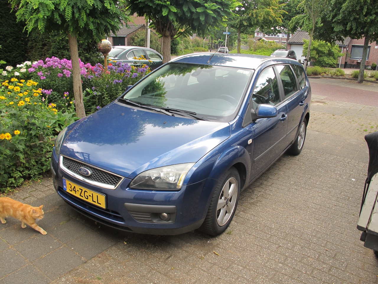 Ford Focus Wagon - 1.8-16V Trend FlexiFuel - AutoWereld.nl