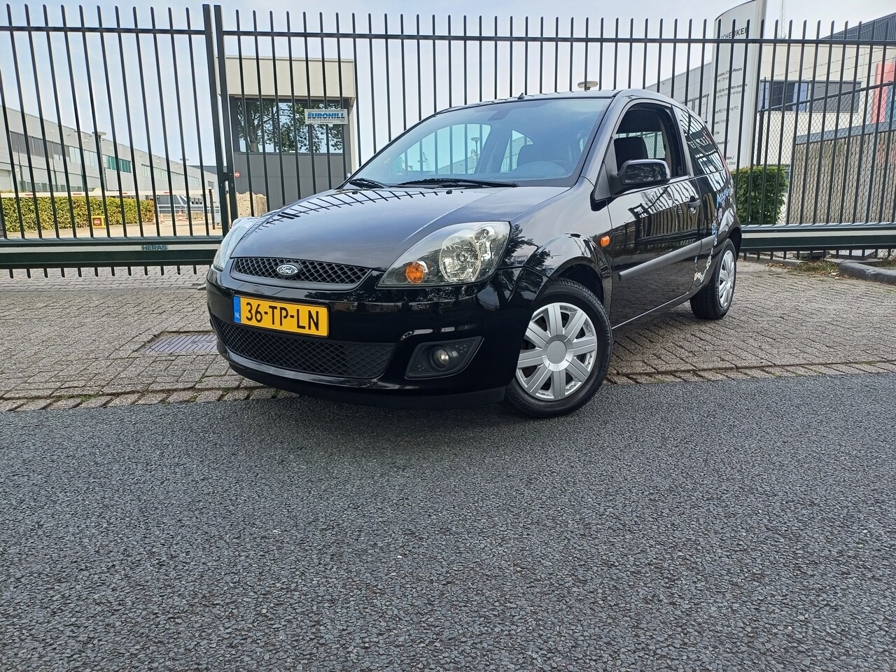 Ford Fiesta - 1.3-8V Futura - AutoWereld.nl