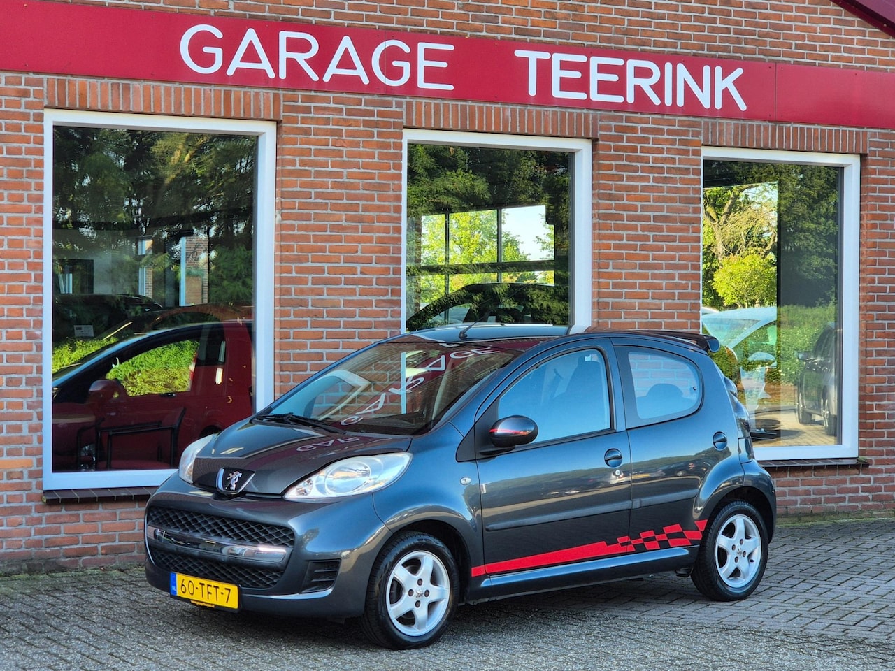 Peugeot 107 - 1.0-12V XS 68PK 5drs airco, elektr.ramen, centr.vergr, radio/cd/bluetooth RIJKLAAR - AutoWereld.nl