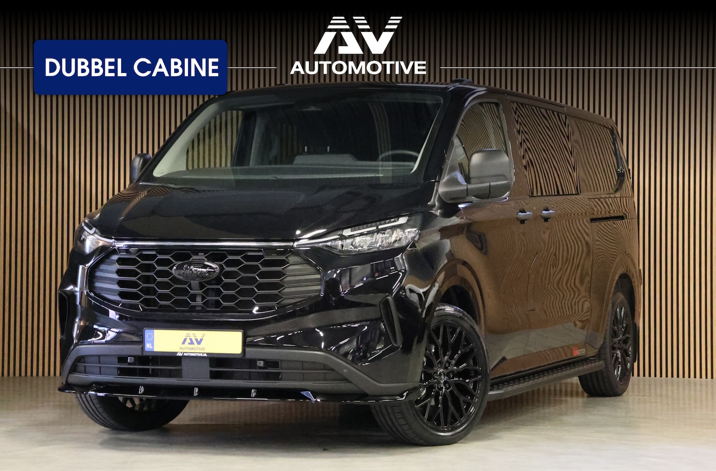 Ford Transit Custom - 320 2.0 TDCI 150 PK L2H1 DC LIMITED | L+R Schuifdeur | Dubbel Cabine | Camera | CarPlay | - AutoWereld.nl