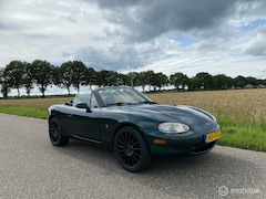 Mazda MX-5 - 1.6i Hardtop Sportuitlaat