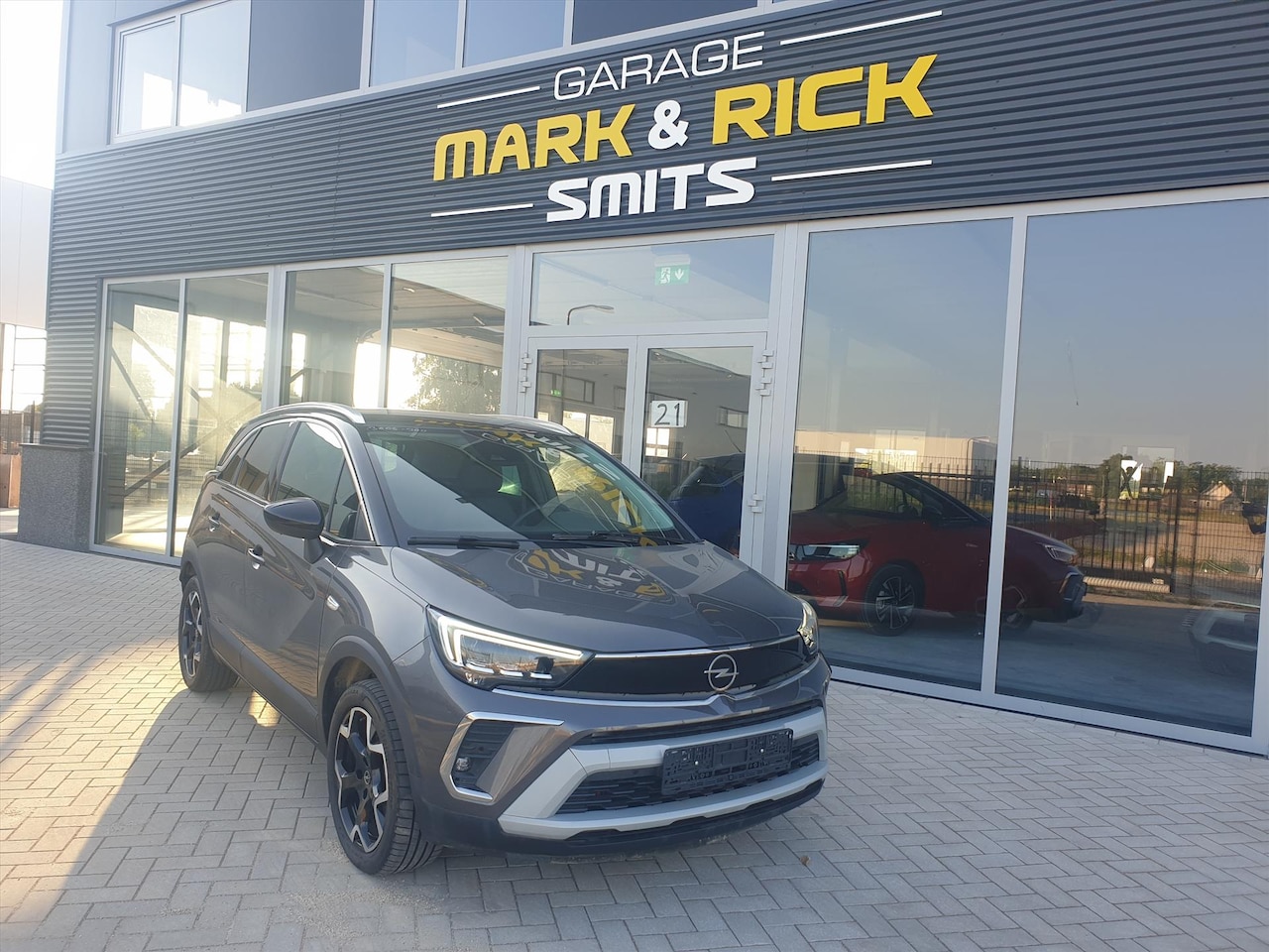 Opel Crossland - 110pk ultimate - AutoWereld.nl