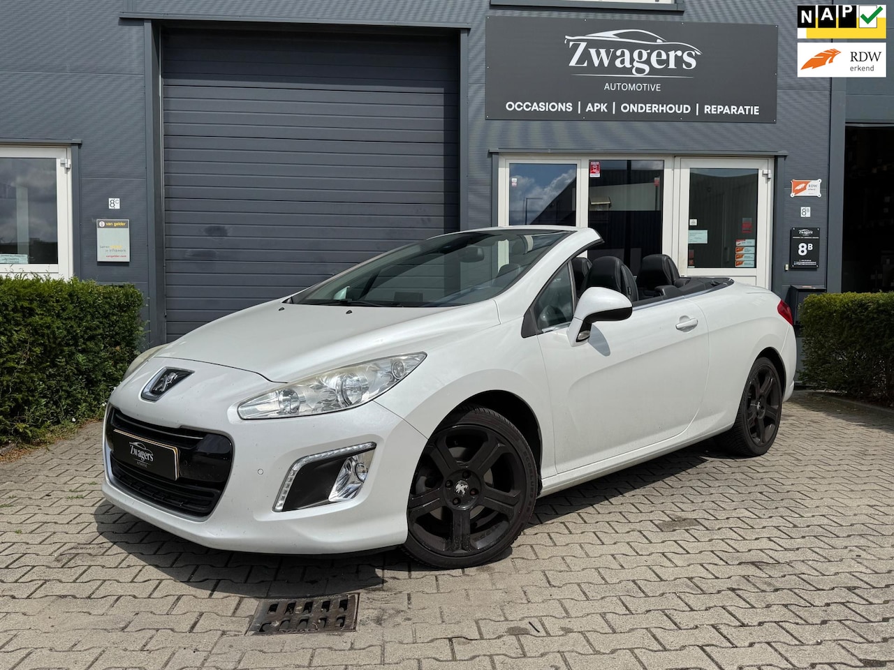Peugeot 308 CC - 1.6 THP Féline|Navi|Cruise|Airco| - AutoWereld.nl