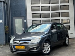 Opel Astra - 1.6 Cosmo | Clima | Navi | Leer | N.A.P