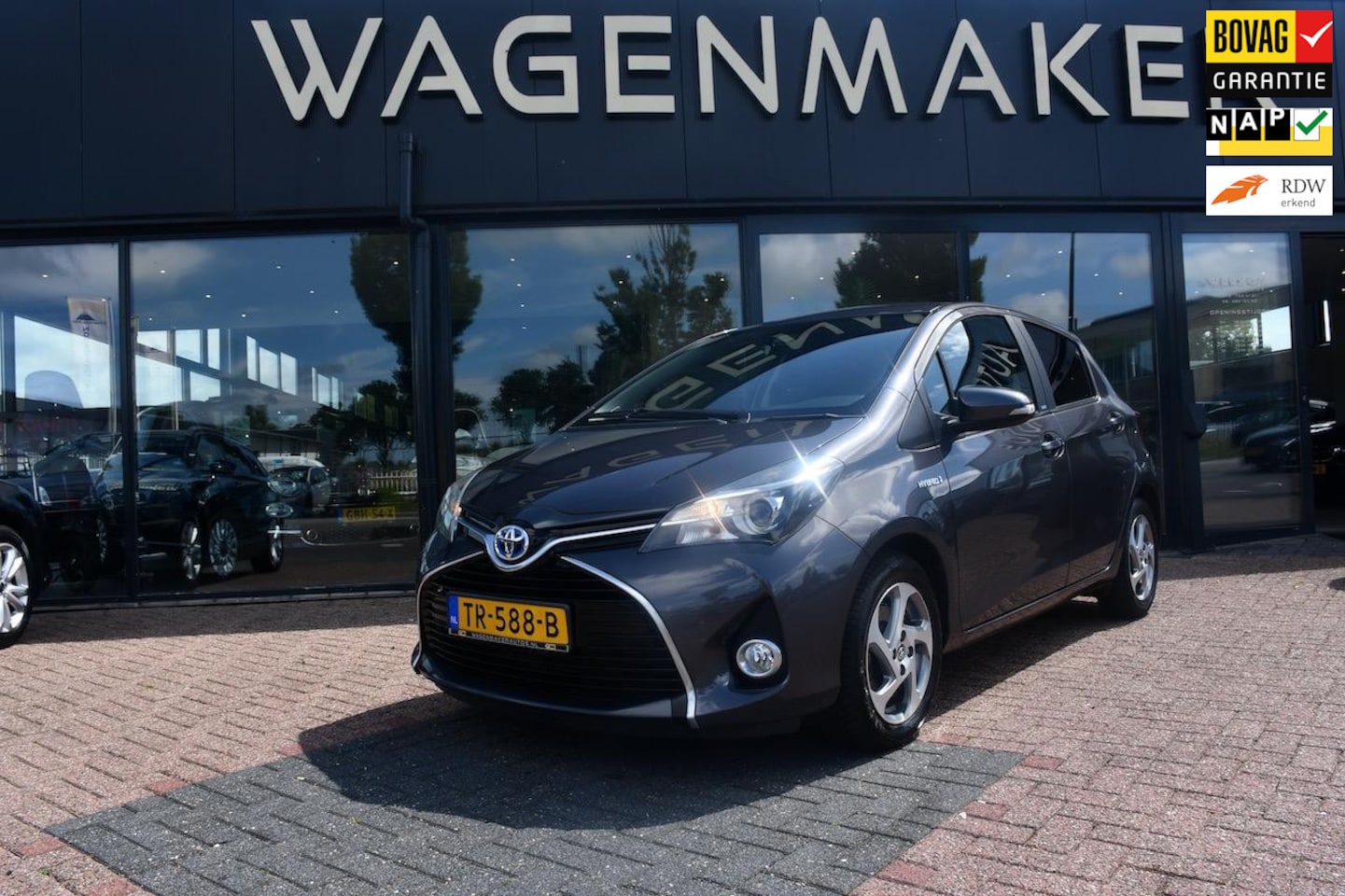 Toyota Yaris - 1.5 Hybrid Dynamic AUT|Cruise|Stoelvw|DealerOH - AutoWereld.nl