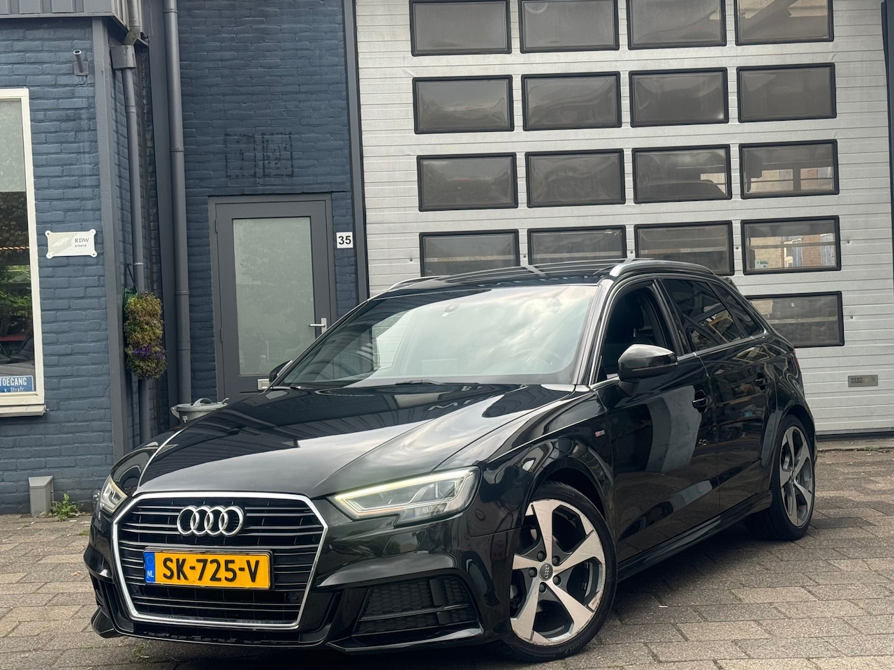 Audi A3 Sportback - 2.0 TDI Sport S Line Edition | Pano | Virtual | DSG - AutoWereld.nl