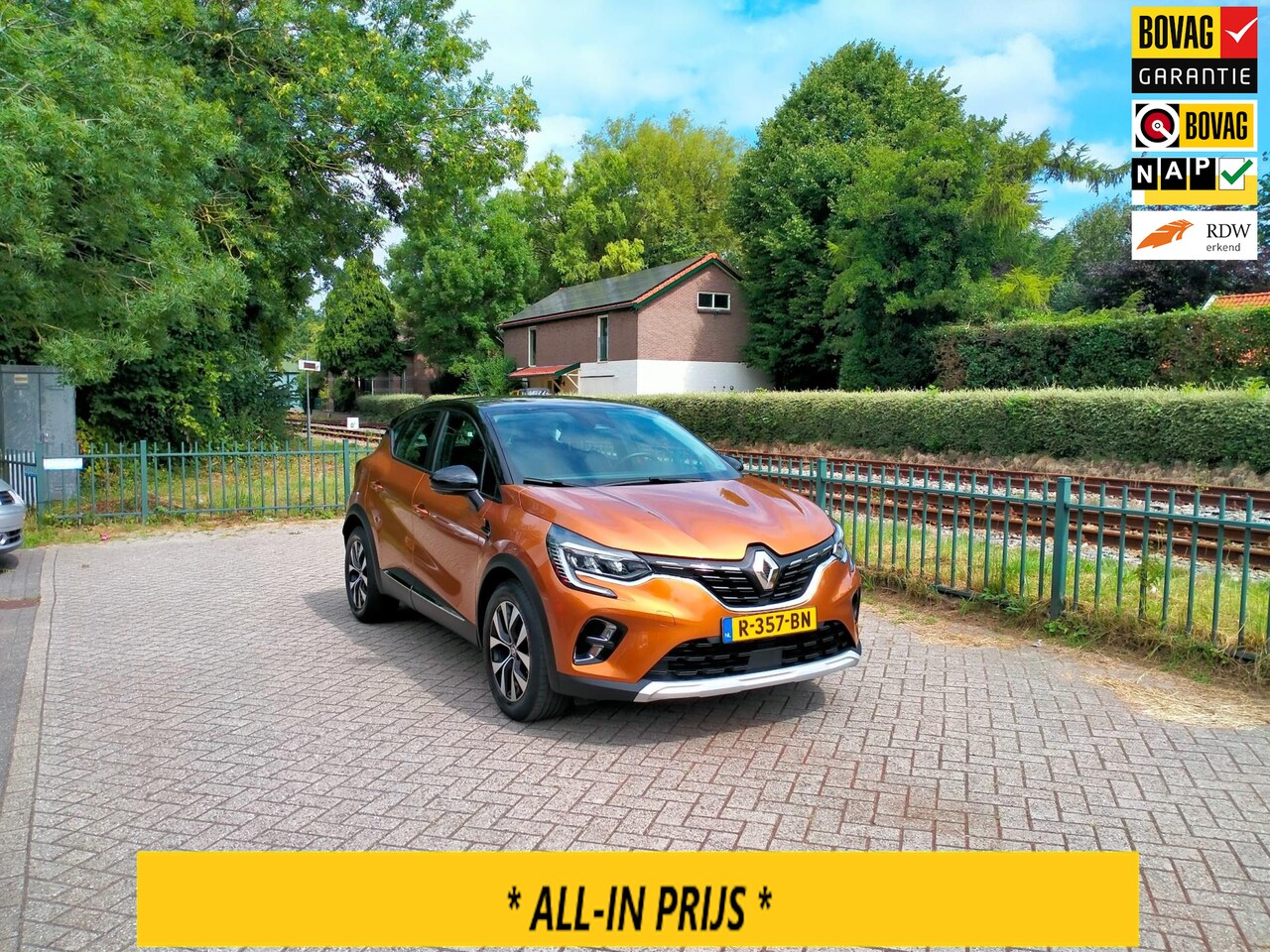Renault Captur - 1.3 TCe 130 Intens clima android/apple lage km trekhaak ALLINPRIJS - AutoWereld.nl