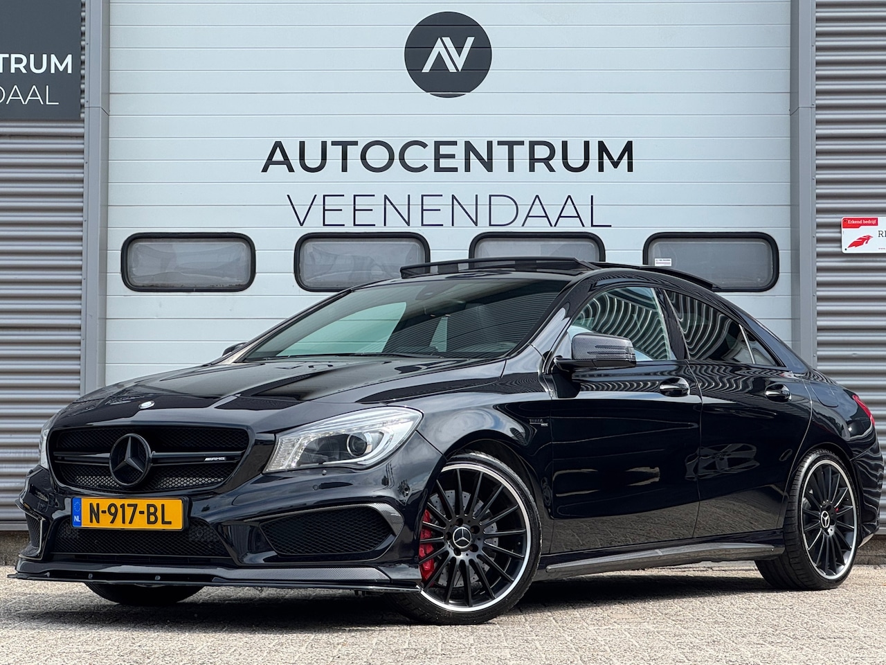 Mercedes-Benz CLA-Klasse - CLA 45 AMG 4-MATIC PANO/CAMERA/H&K/BLACK EDITION - AutoWereld.nl