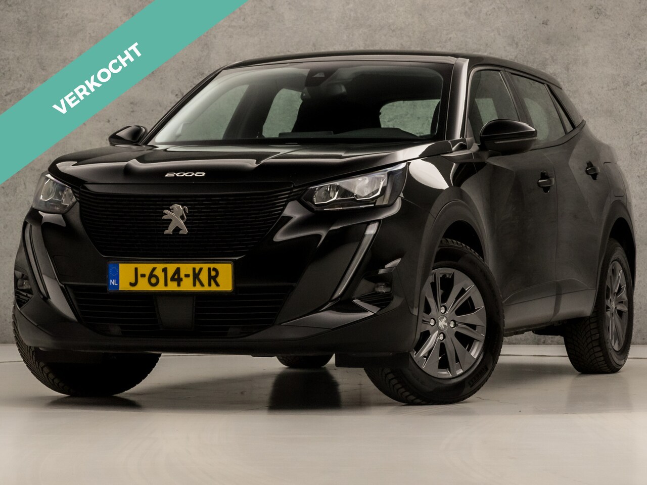 Peugeot 2008 - 1.2 PureTech Sport (APPLE CARPLAY, GROOT NAVI, STOELVERWARMING, PARKEERSENSOREN, SPORTSTOE - AutoWereld.nl