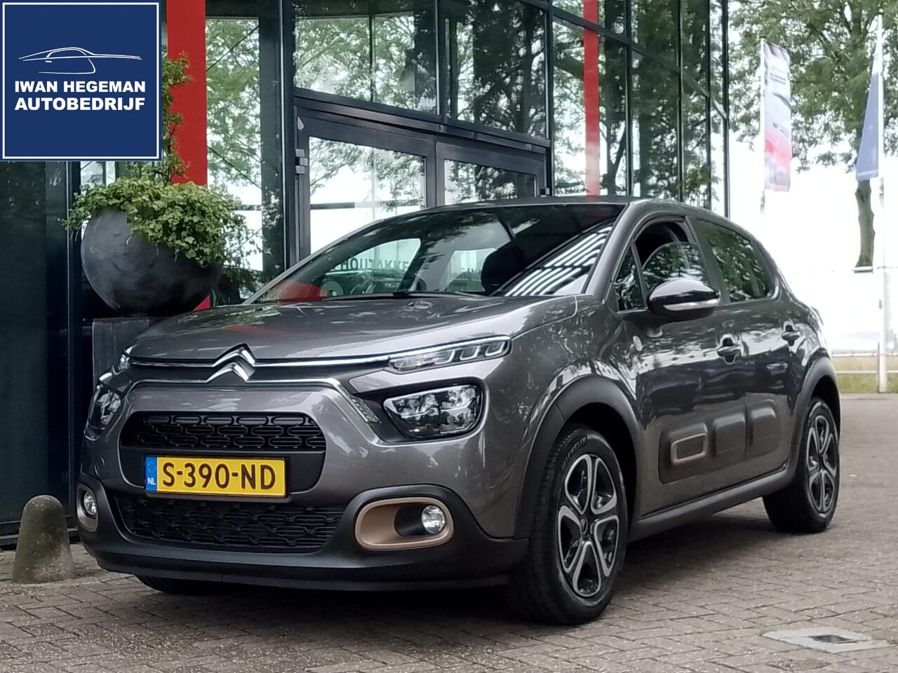 Citroën C3 - 1.2 PureTech C-Series | Climate Control | Apple Carplay | Cruise Control | Electr. ramen - AutoWereld.nl