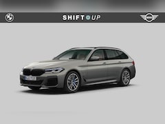 BMW 5-serie Touring - 530e xDrive M-Sport | Panoramadak | CoPilot | Head Up