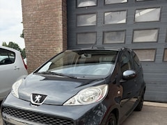 Peugeot 107 - 1.0-12V Urban Move 5DRS/Airco/NAP