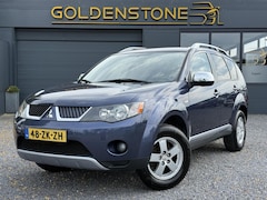 Mitsubishi Outlander - 2.4 Intro Edition 2WD 1e Eigenaar, Airco, Pdc V+A, Trekhaak, Lm velgen, 170pk, Apk tot 01