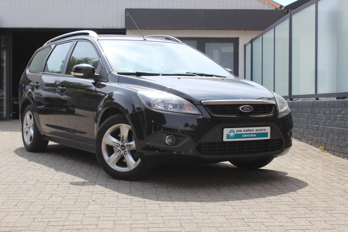 Ford Focus Wagon - 1.6 Comfort 100pk Cruise, Quickclear, Trekhaak, All Weather, 16"LM, NL Auto - AutoWereld.nl
