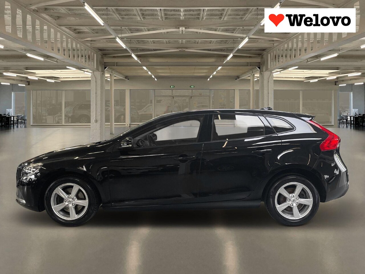 Volvo V40 - 2.0 T2 Kinetic Incl. BTW, Rijklaar+garantie... - AutoWereld.nl