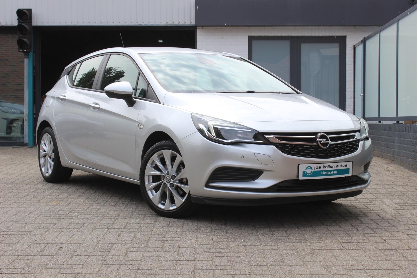 Opel Astra - 1.0 Business+ 1.0 Business+ 105pk, Navi, Led, Cruise, 17"LM - AutoWereld.nl