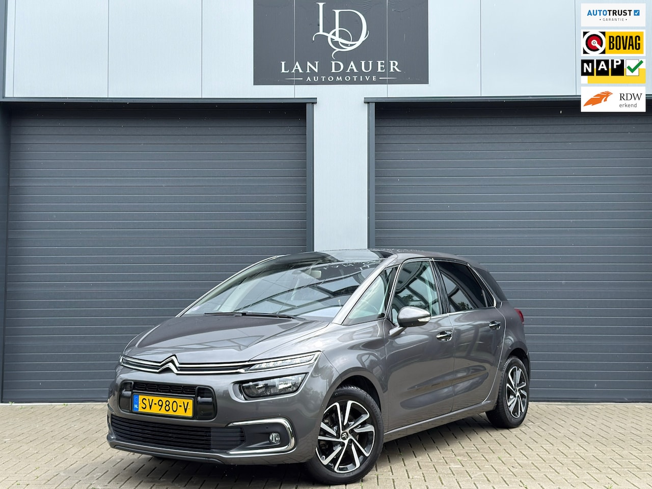 Citroën C4 Picasso - 1.6 THP Feel / Automaat / NAP / Trekhaak - AutoWereld.nl