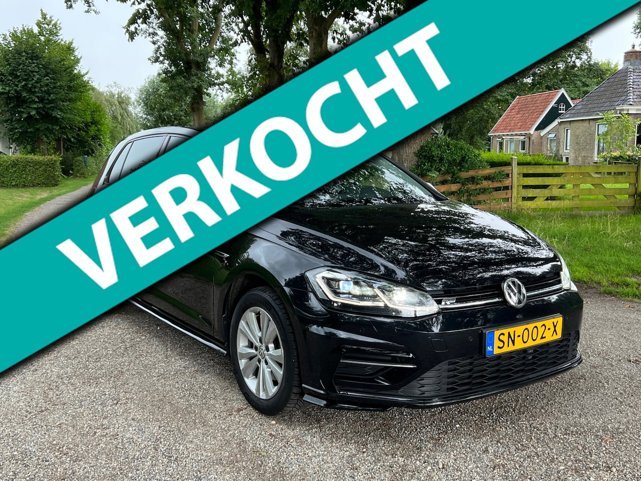 Volkswagen Golf - 2.0 TDI Highline Business R | DSG | VIRTUAL | ACC| - AutoWereld.nl