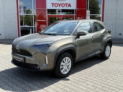 Toyota Yaris Cross - HYBRID 115 DYNAMIC NAVI STOELVERW EL-KLEP KEYLESS LM-VELGEN PARKCAMERA