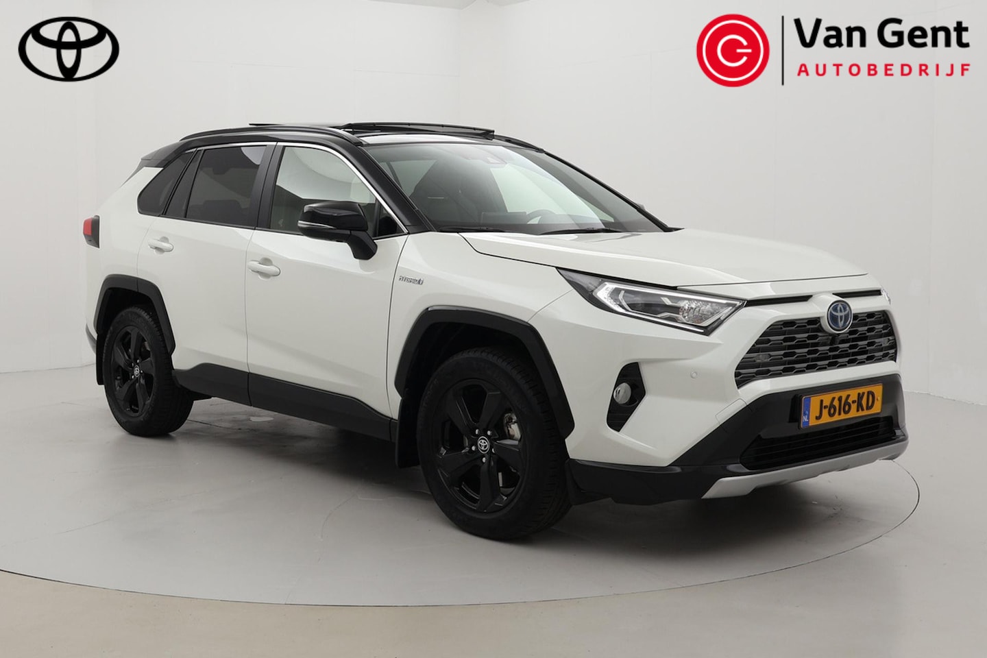 Toyota RAV4 - 2.5 Hybrid AWD Bi-Tone | Panoramadak | Trekhaak | Navigatie | 360 camera | Digitale binnen - AutoWereld.nl