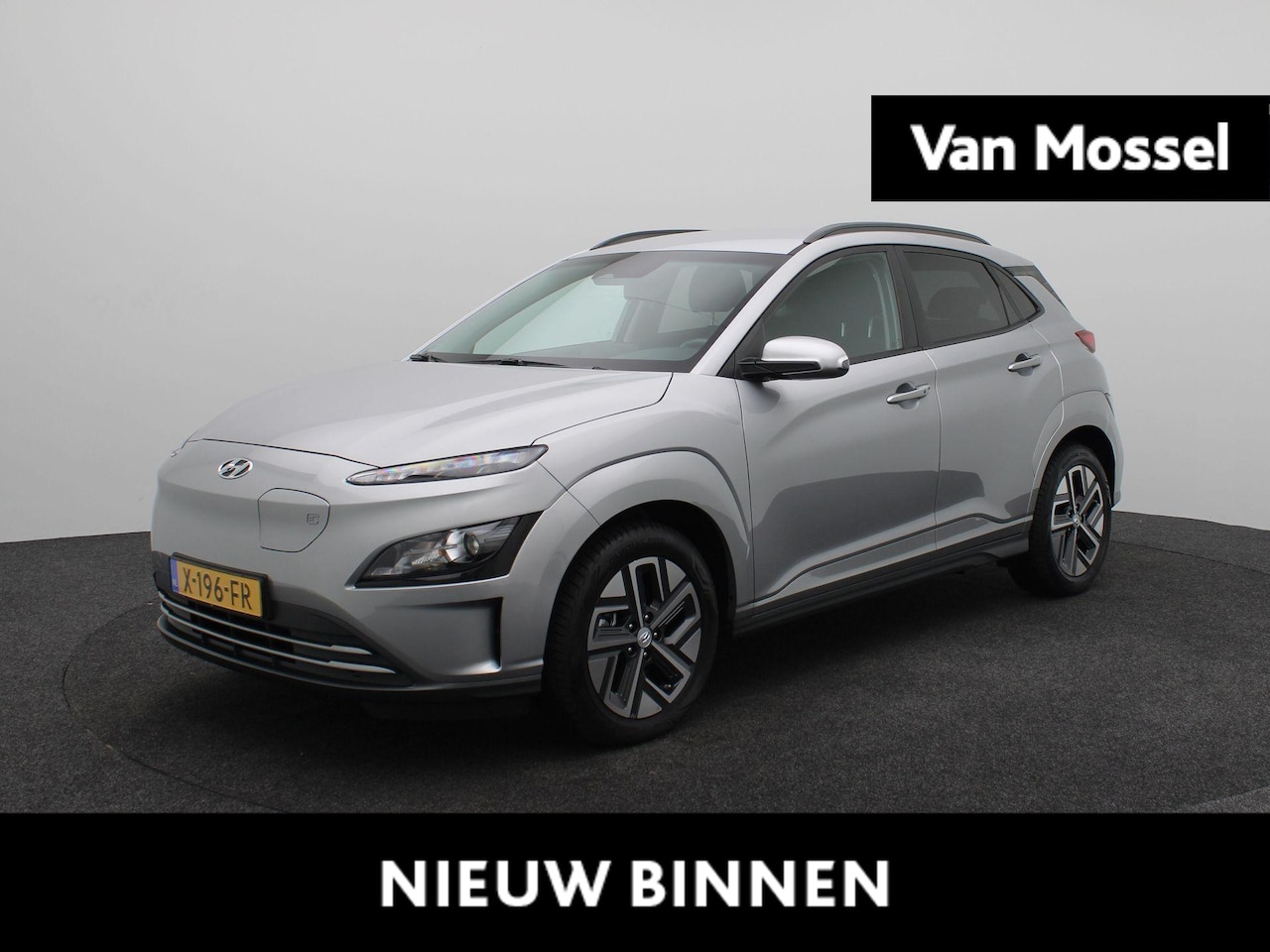 Hyundai Kona Electric - EV Pure 64 kWh | Apple Carplay / Android Auto | Privacy Glass | Climate Control | - AutoWereld.nl