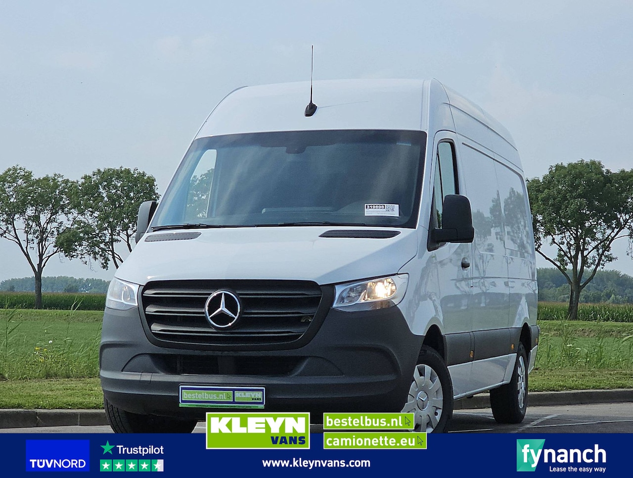 Mercedes-Benz Sprinter - 317 L2H2 3.5t-Trekhaak! - AutoWereld.nl