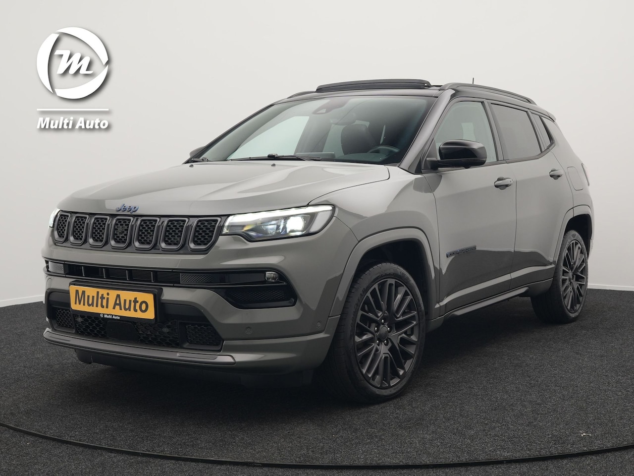 Jeep Compass - 4xe 240 Plug-in Hybrid Electric S 240pk Dealer O.H PHEV | Trekhaak | Panodak | Adaptive Cr - AutoWereld.nl