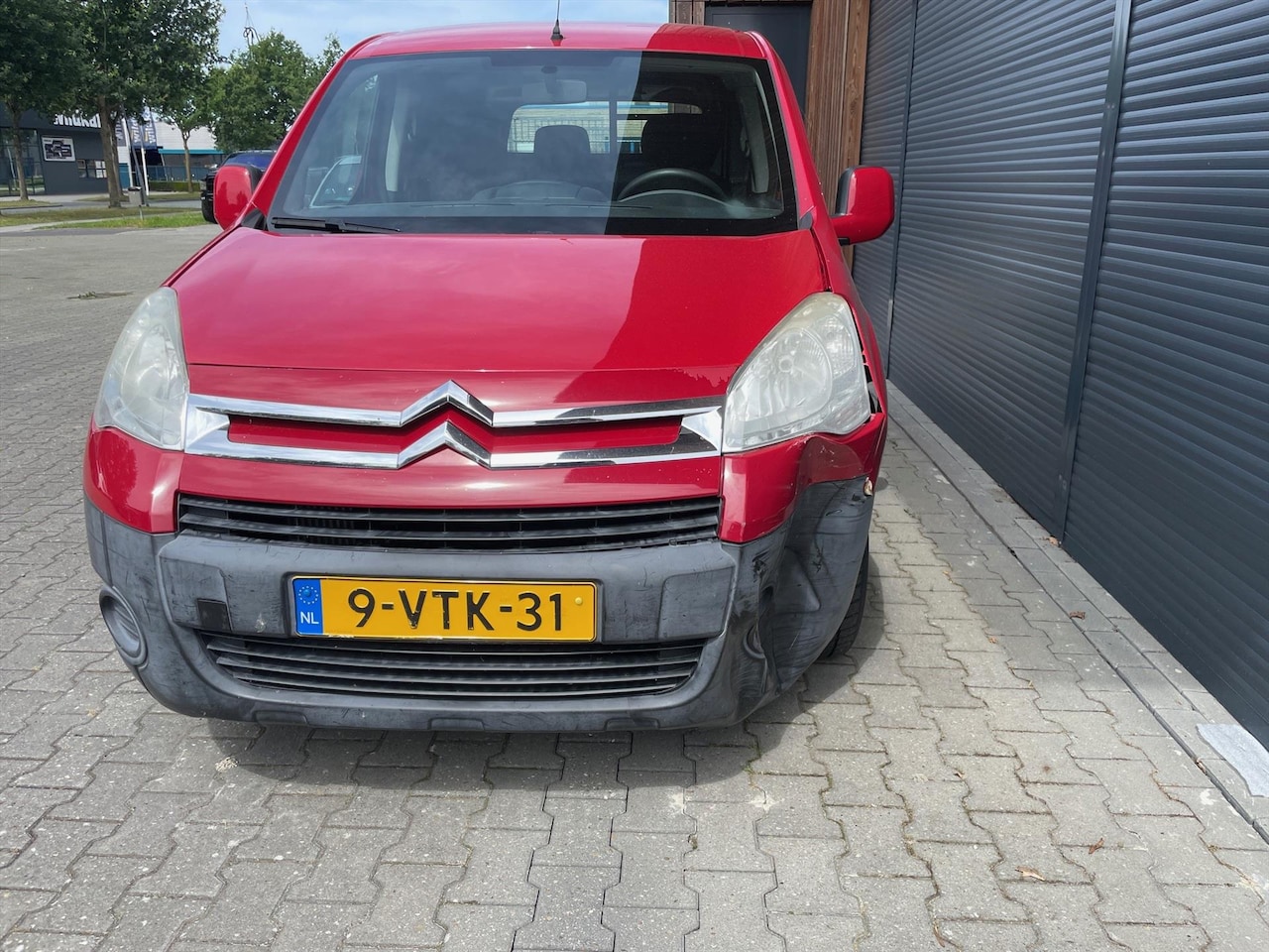 Citroën Berlingo - (L.V. Schade ) 1.6 HDi 3 plaatsen 90.000km Airco Achterklep - AutoWereld.nl