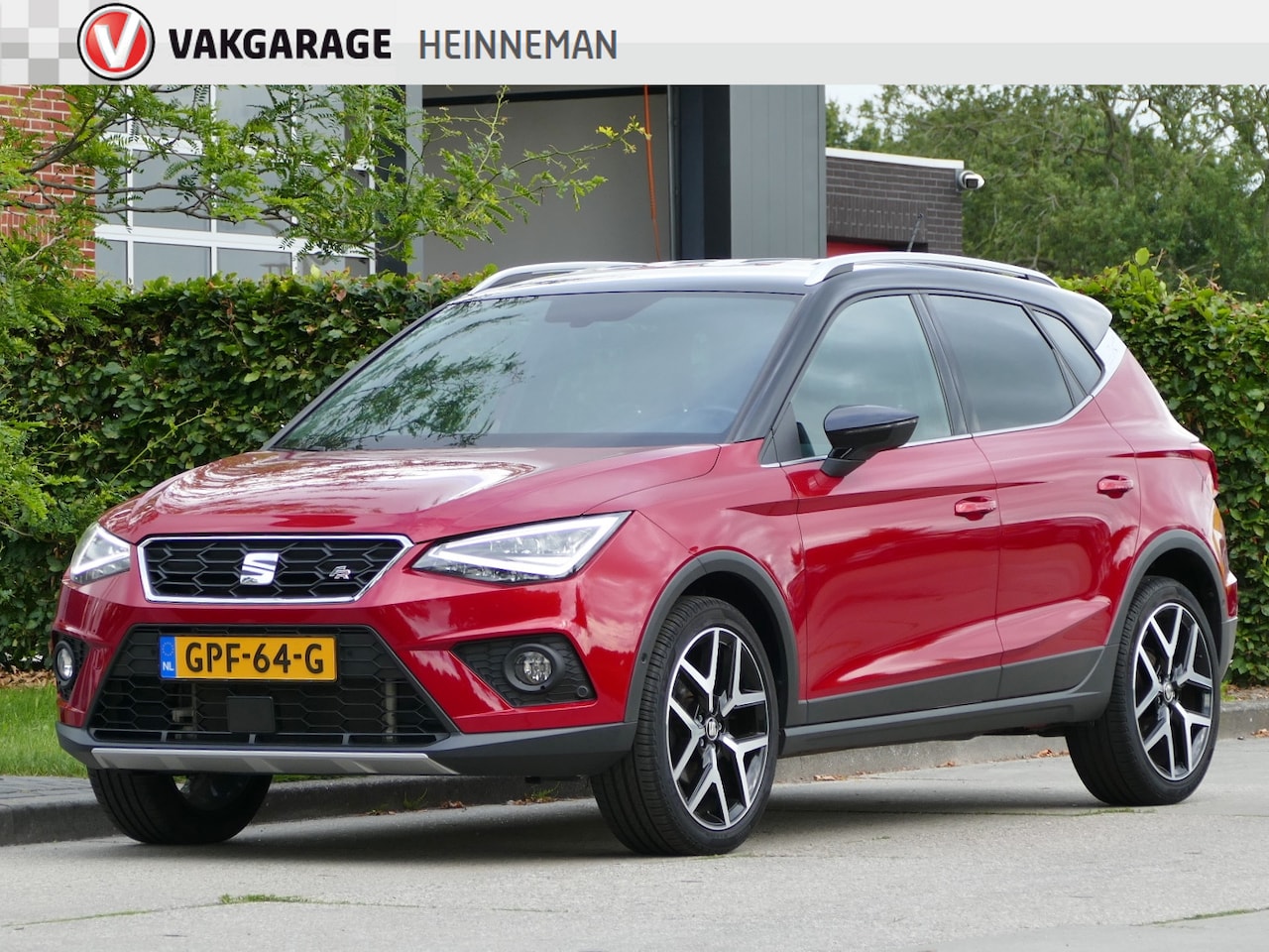 SEAT Arona - 1.0 TSI FR Business Intense | LED koplampen | stoelverwarming | camera | Apple Carplay / A - AutoWereld.nl