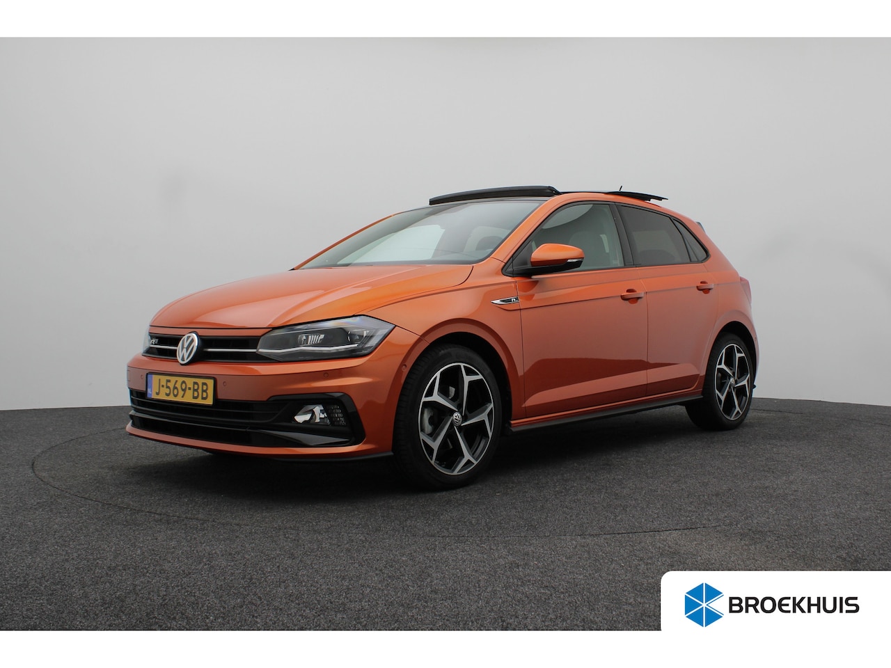 Volkswagen Polo - 1.0 TSI Highline Business R-Line Panoramadak | Achterbank in delen neerklapbaar | Achterui - AutoWereld.nl