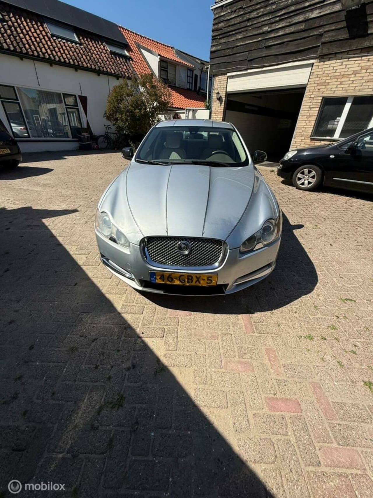 Jaguar XF - 2.7D V6 Luxury 2.7D V6 Luxury - AutoWereld.nl
