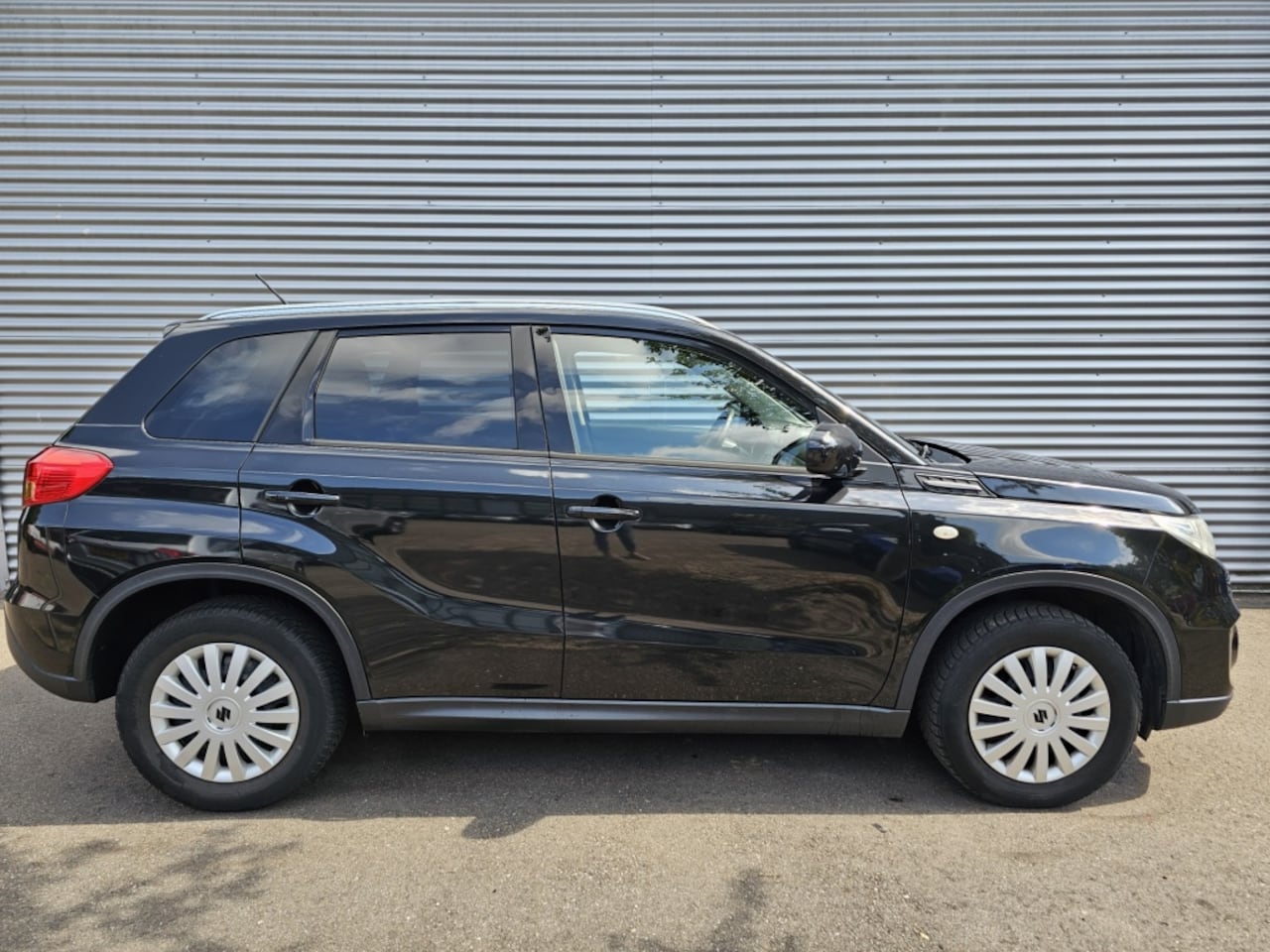 Suzuki Vitara - 1.6 Exclusive Trekhaak - AutoWereld.nl